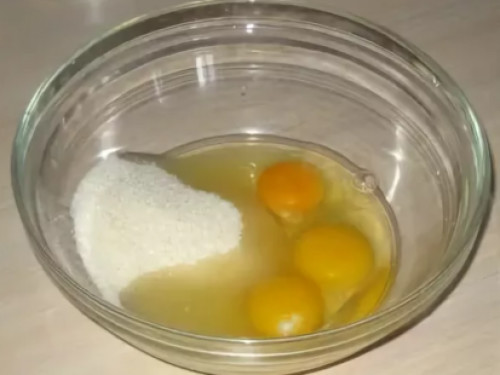 Шарлотка с яблоками рецепт. Шарлотка с яблоками в духовке. Рецепт быстрого приготовления ленивой шарлотки