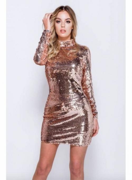 В чем пойти в ресторан осенью 2020. Как подобрать одежду для новогоднего корпоратива 2020