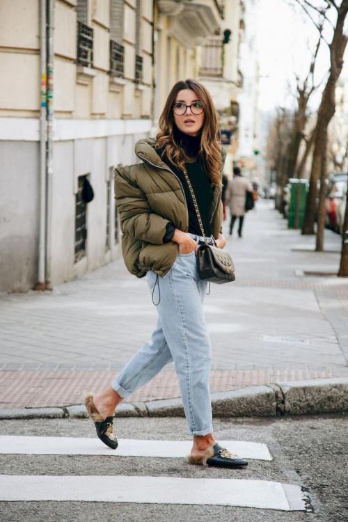 С чем носить момы зимой. С чем носить джинсы мом осенью