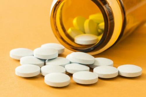 Лучшее средство для роста волос на голове у женщин. Разновидности средств от выпадения волос 06 Лучшее средство для роста волос на голове у женщин. Разновидности средств от выпадения волос 06