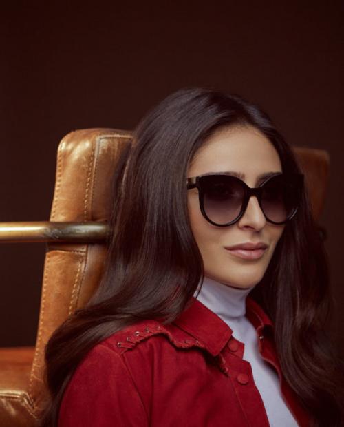 Тамуна Циклаури дочь. В специальном проекте Vogue и Roberto Cavalli Eyewear