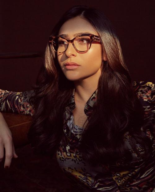 Тамуна Циклаури дочь. В специальном проекте Vogue и Roberto Cavalli Eyewear