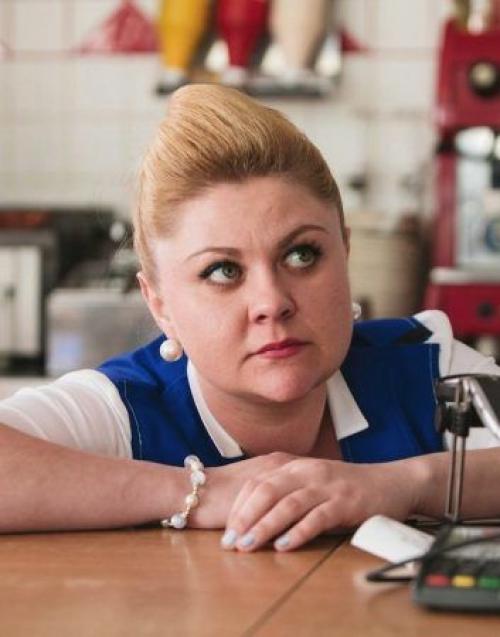 Некрасивые певицы России. 8 самых некрасивых актрис России 01