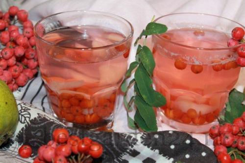 Компот из рябины и груши