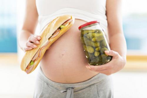 Почему быстро набирается вес во время беременности. Причины