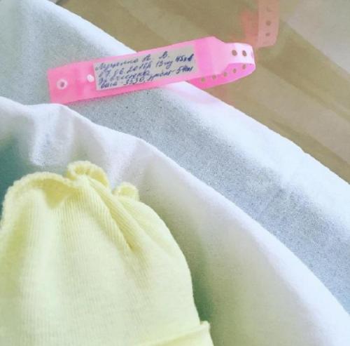 Анита Луценко инстаграм. Анита Луценко откровенно рассказала, что пережила во время родов