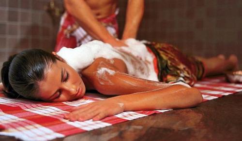 Ванна с содой для мышц. Полезные свойства и показания к принятию содовых ванн