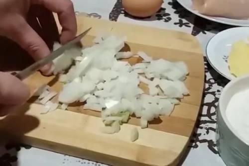 Котлеты из рубленной куриной грудки. Рубленные котлетки из куриной грудки с грибами шампиньонами