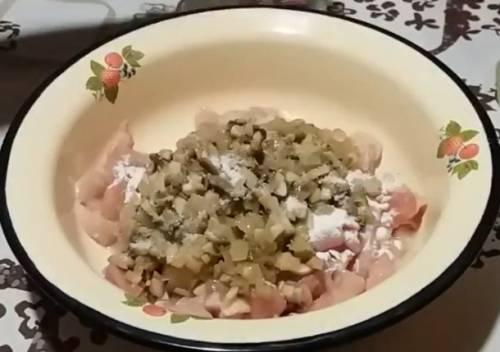 Котлеты из рубленной куриной грудки. Рубленные котлетки из куриной грудки с грибами шампиньонами