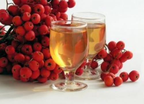 Красная рябина от давления. Красная рябина при давлении