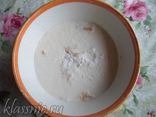 Оладьи на кефире без яиц с яблоками.