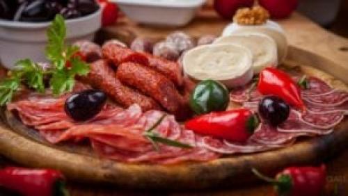 Можно ли есть колбасу на диете. Можно ли есть колбасу во время диеты?