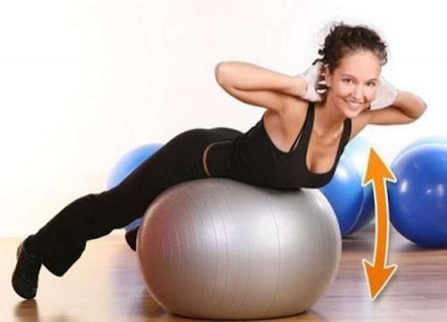 Упражнения для сжигания жира на спине. 7 эффективных упражнений для сжигания жира на спине и талии