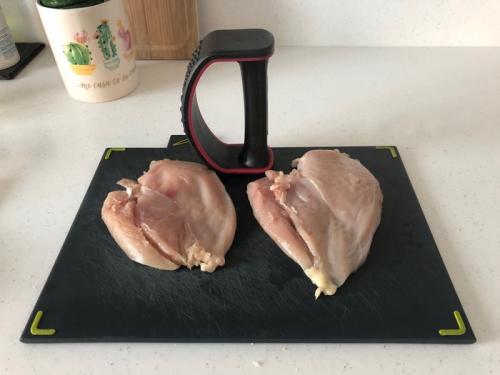 Куриная грудка и куриное филе это одно и тоже. Божественное куриное филе или курогрудь??