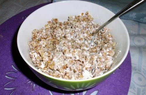 Вареная гречка с кефиром. Особенности приготовления и употребления гречки с кефиром