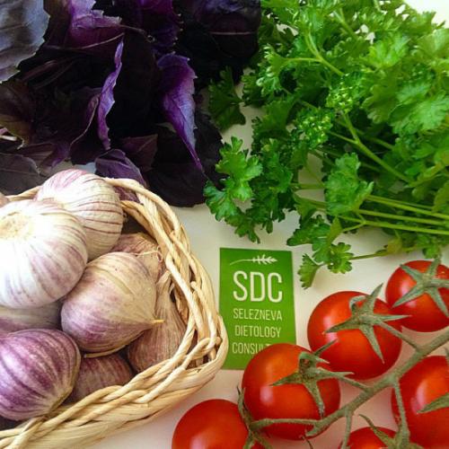 Диета Ксении Селезневой в контакте. Специалист дала несколько дельных советов читателям «СтарХита». По мнению врача-диетолога, не стоит превращать каникулы в гастрономическое раздолье.