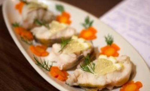 Заливная рыба с желатином рецепт. Вкусная заливная рыба из судака с желатином