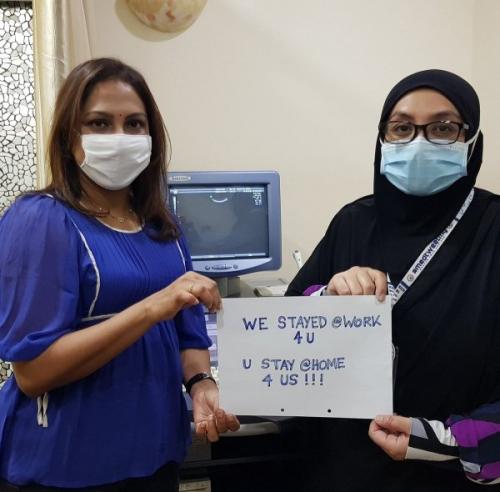 Побудьте дома за вами приедут. Флешмоб врачей: Я остаюсь на работе для вас. Вы же оставайтесь дома для нас (14 фото)