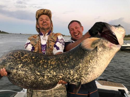 Сейчас за вами приедут. Коронавирус и астраханская рыбалка: ситуация может пойти по самому неожиданному сценарию