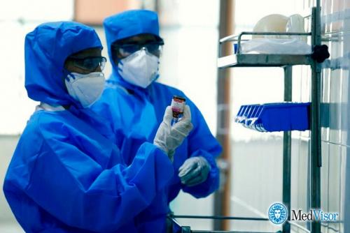 Как лечат коронавирус в больнице. Какими лекарствами лечат коронавирус?