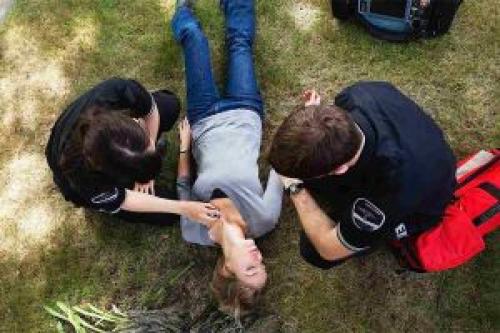 Судороги лечение лекарства. Противосудорожные препараты: список лучших при эпилепсии и судорожных припадках