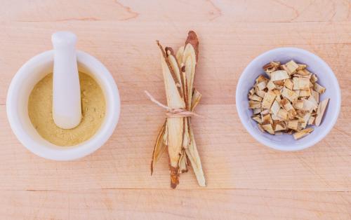 Крем Ахромин от пигментных пятен: цена в аптеке, инструкция по применению, отзывы