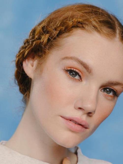 Как выбрать подходящий цвет румянца. Какие цвета румян подойдут светлой коже?