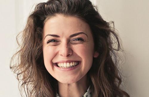 Как убрать мимические морщины у рта. Как справиться с мимическими морщинами вокруг губ