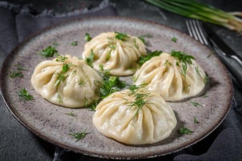 Какие виды мяса наиболее подходят для начинки мант для детей. Манты: 20 отличных рецептов в домашних условиях (пошагово)