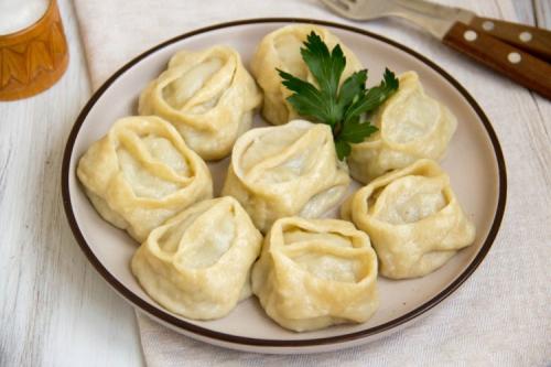 Какие виды мяса наиболее подходят для начинки мант для детей. Манты: 20 отличных рецептов в домашних условиях (пошагово)