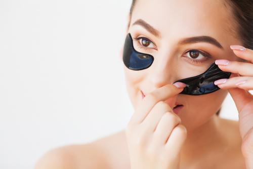 Как ухаживать за кожей вокруг глаз в домашних условиях? 03 Как ухаживать за кожей вокруг глаз в домашних условиях? 03