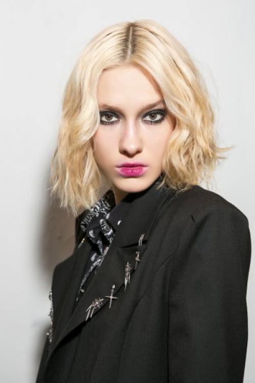 Цвет помады для блондинок с карими глазами. Макияж для блондинок с карими глазами