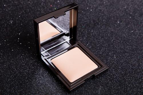 Самодельная пудра со светоотражающими частичками. Пудра со светоотражающими частицами Правила нанесения пудры 15 Самодельная пудра со светоотражающими частичками. Пудра со светоотражающими частицами Правила нанесения пудры 15