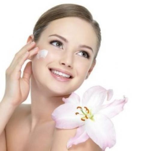 Можно ли использовать глиняную маску в сочетании с другими косметическими средствами. Зачем нужен крем после маски из глины