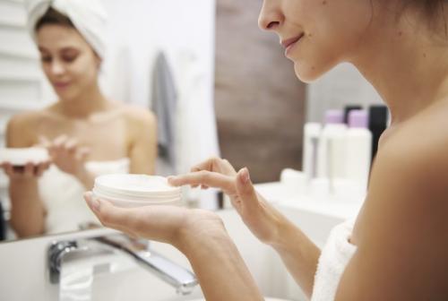 Улучшите свою кожу с помощью эфирных масел: лучшие варианты для лица 02