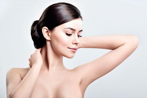Как ухаживать за шеей и зоной декольте в домашних условиях. Правила ухода за шеей и декольте 04