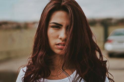 Как отличить безопасные чёрные точки на пальце от опасных. Чем опасно выдавливание черных точек?