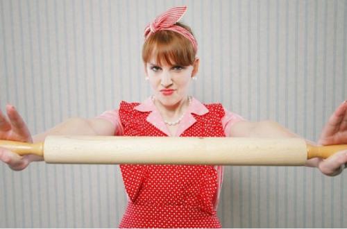 Катать скалку ногами. Массаж скалкой: удивительные эффекты для здоровья. Косточка на ноге пропадает, артроз стопы больше не беспокоит