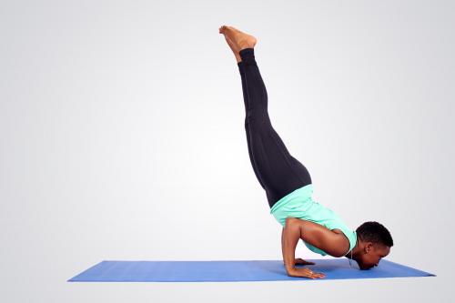 Тренажерный зал в борьбе за стройные женские ноги. Какие упражнения обязательны в день ног