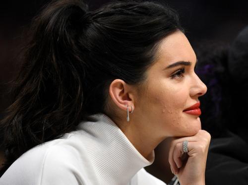 Как убрать черные точки на носу у ребенка в домашних условиях. Избавляем тинейджера от черных точек с применением натуральных средств