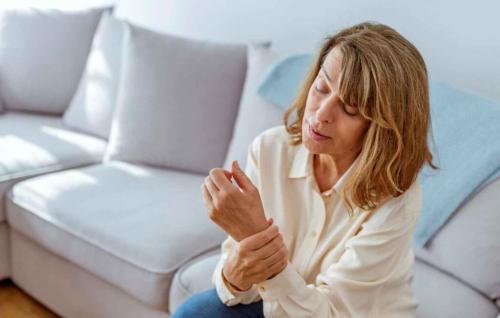 Лечение суставов парафином в домашних условиях. Парафинотерапия суставов в домашних условиях