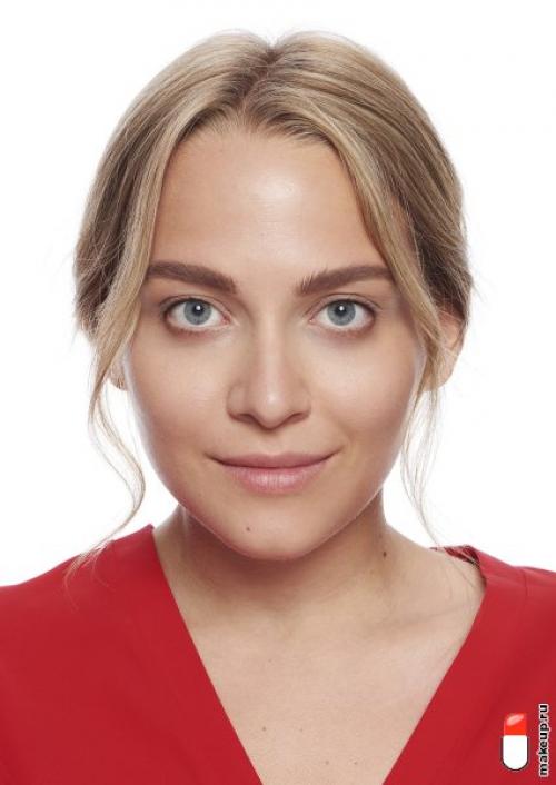 Как сделать макияж, который будет выглядеть естественно и непринужденно. Натуральный макияж: фотоинструкция