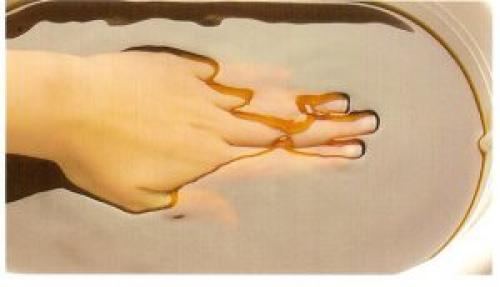 Парафин для суставов в домашних условиях. Домашняя парафинотерапия: лечение насморка, кашля, заболеваний суставов