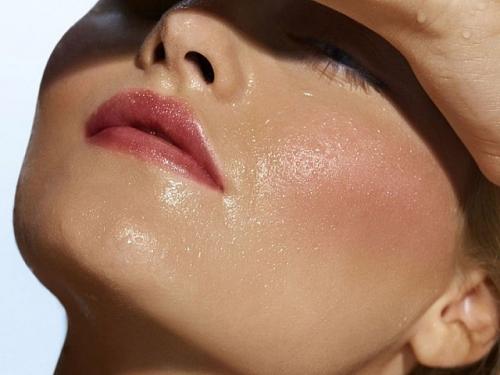 Рецепты приготовления тоника для сухой кожи. Тоник для лица в домашних условиях с огурцом 10 Рецепты приготовления тоника для сухой кожи. Тоник для лица в домашних условиях с огурцом 10