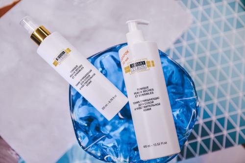 Тоник для лица профессиональный. Лучший тоник для лица из профессиональной косметики, ТОП-9 популярных косметических средств