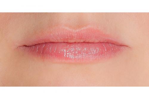 Блеск для губ с эффектом объема. Что такое плампер для губ? 12