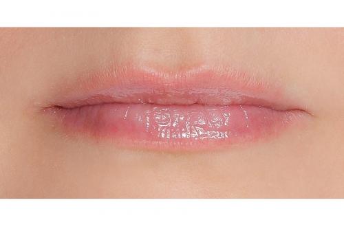 Блеск для губ с эффектом объема. Что такое плампер для губ? 10