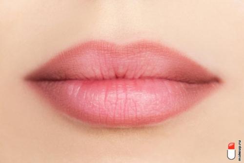 Как сделать блеск для увеличения губ в домашних условиях. Как сделать губы пухлыми без инъекций? Тренируемся перед зеркалом