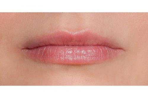 Блеск для губ с эффектом объема. Что такое плампер для губ? 14