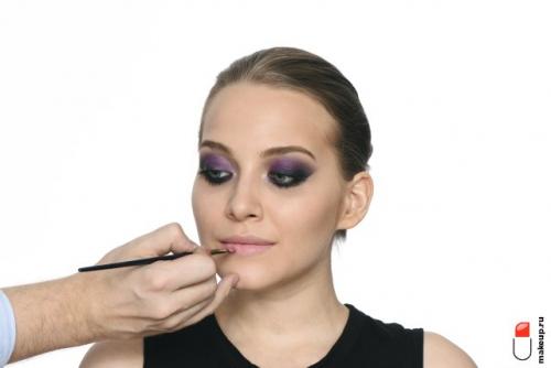 Помада для увеличения губ в аптеке. Бальзам для губ: виды, правила выбора и нанесения